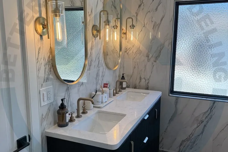 Minimalist bathroom renovation in Riverside
